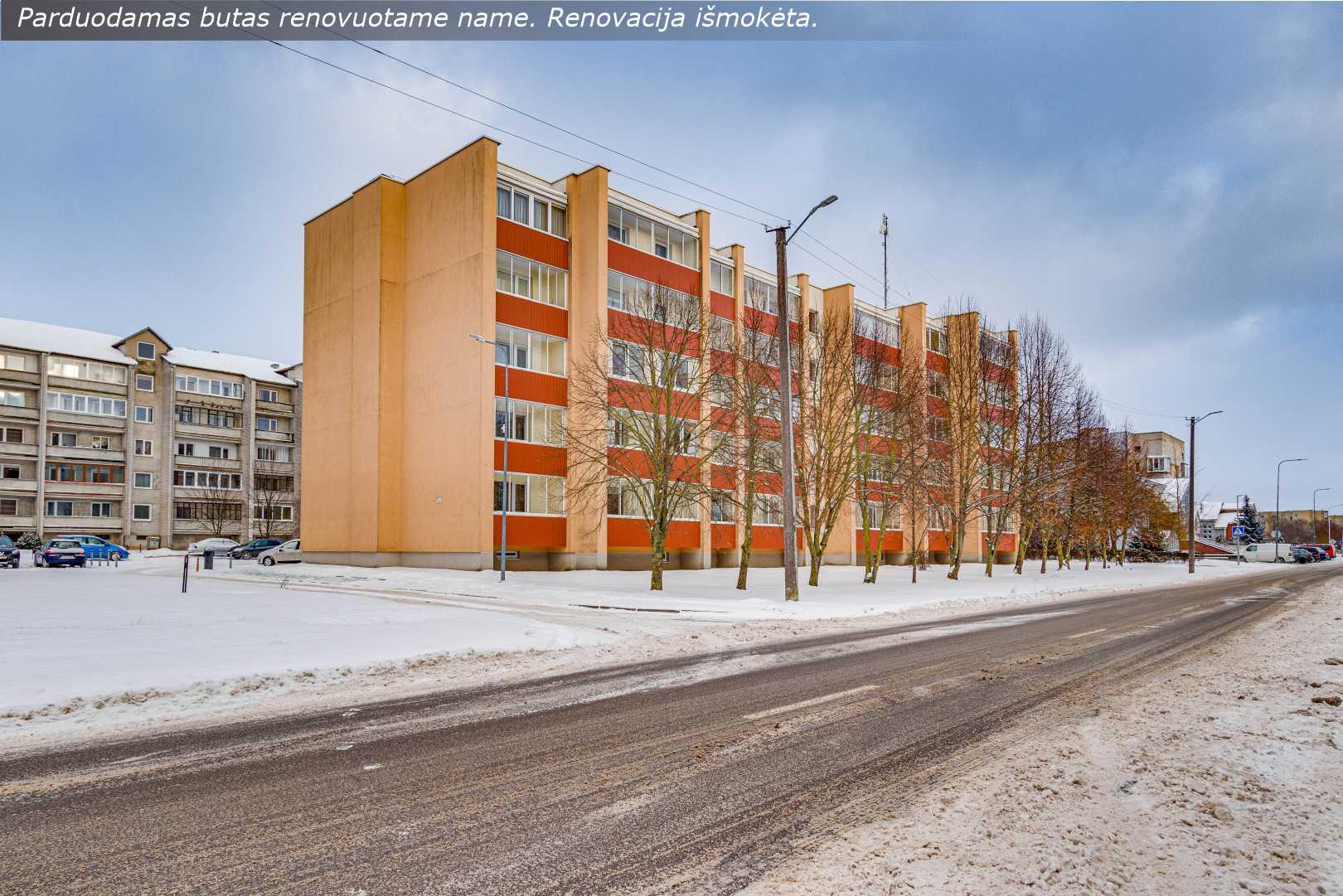 Parduodamas erdvus 3 kambarių butas su IŠMOKĖTA RENOVACIJA Jaunystės g., Radviliškyje